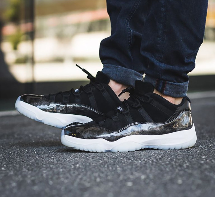 Air Jordan 11 Low “Barons” 528895-010