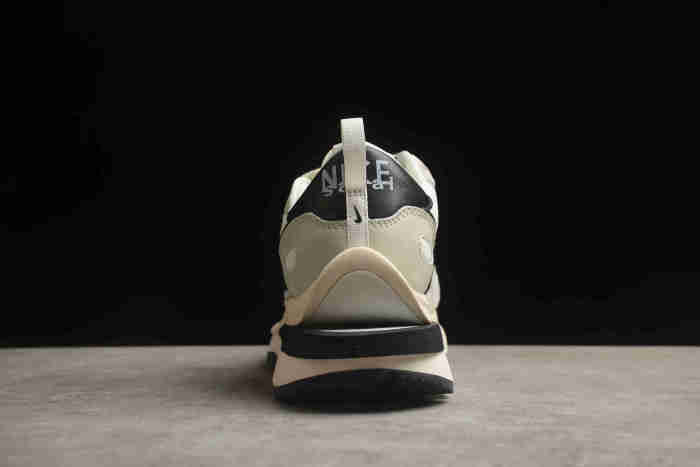 Sacai x Nike VaporWaffle 3.0Beige Black DD1875-101