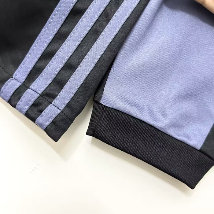 Real Madrid Third Long Sleeve Retro Jersey 2016/17