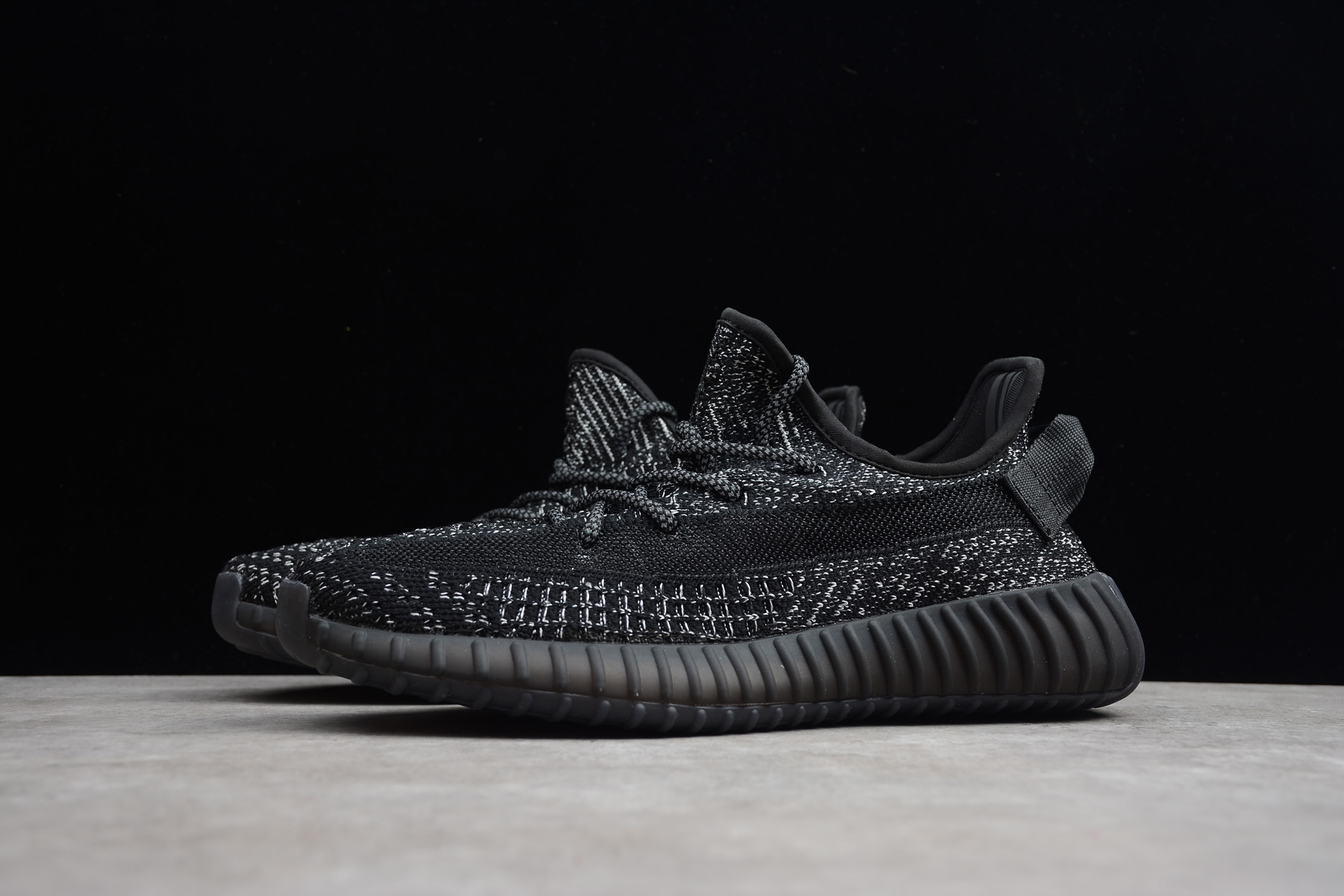 Yeezy Boost 350 V2“Black Static” Reflective EF2368
