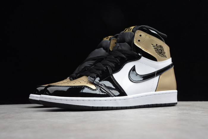 Air Jordan 1 Retro High OG NRG Gold Toe 861428