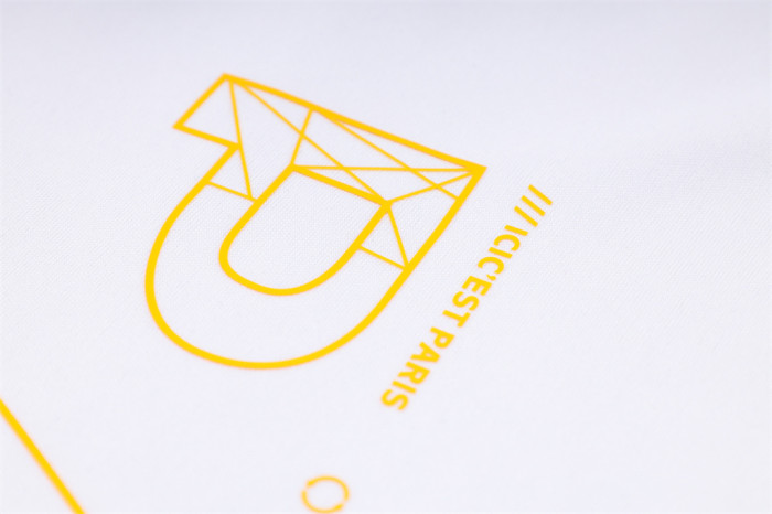 Paris Saint-Germain Training Jersey 23/24