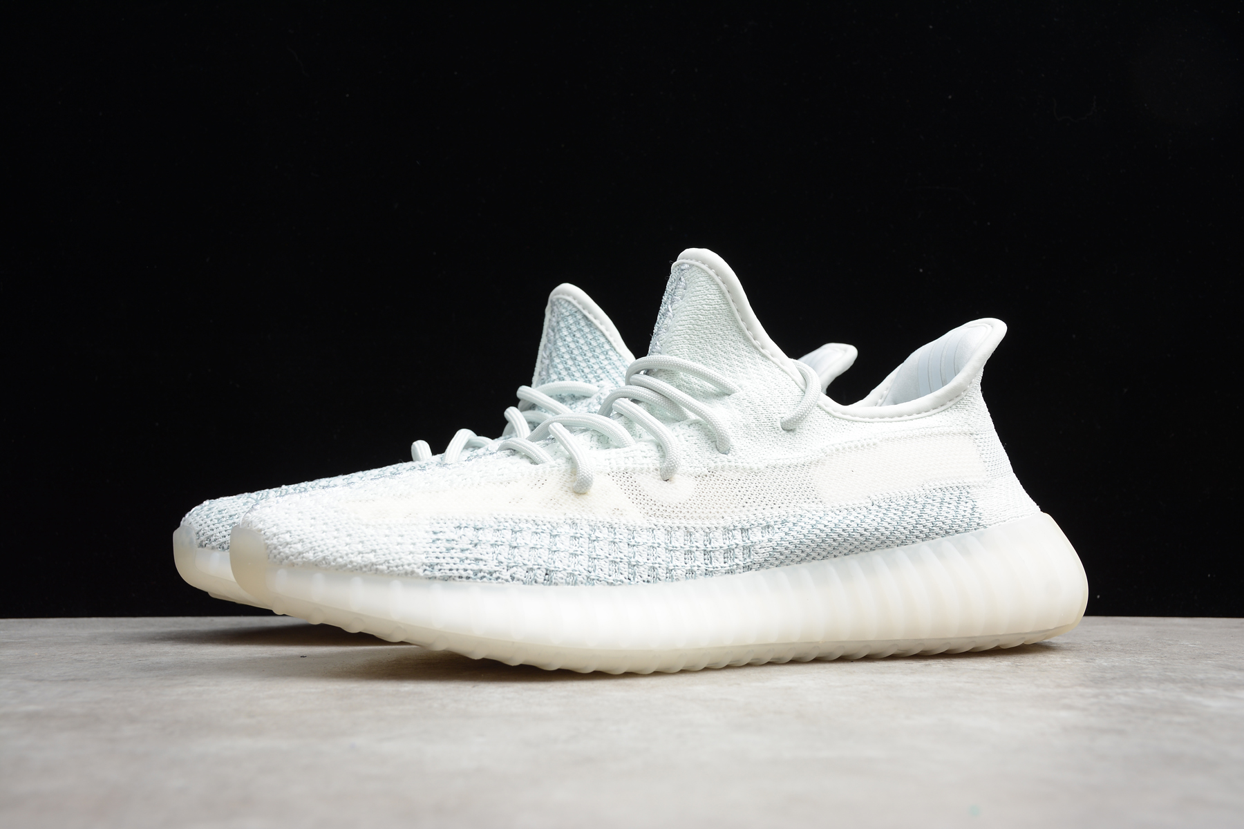 Yeezy Boost 350 V2 “Cloud White” Reflective FW5317