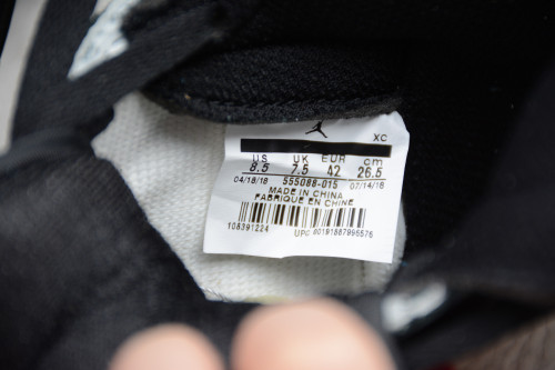 Air Jordan 1 I Retro High OG Sports Illustrated 555088-015