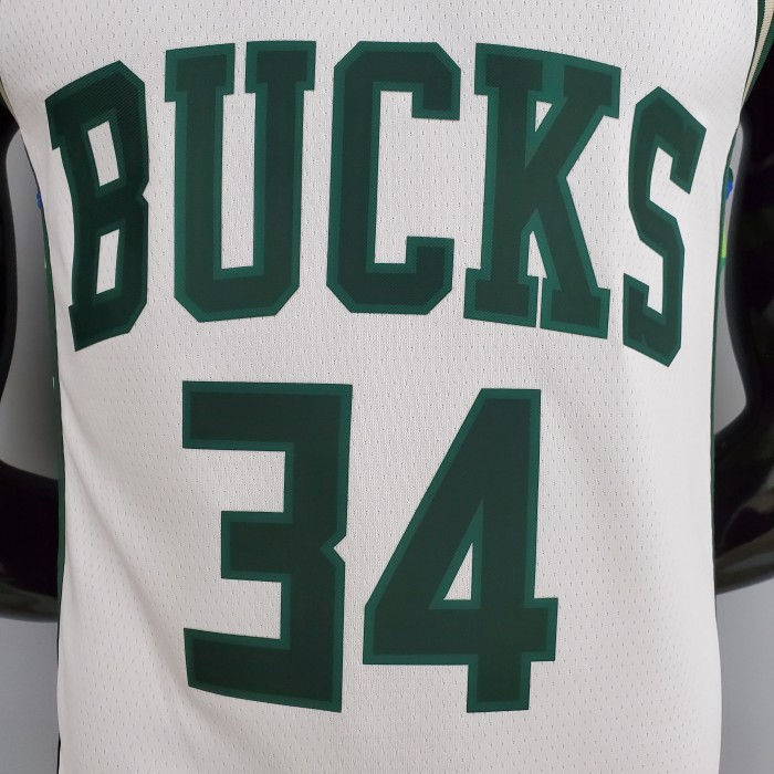 Giannis Antetokounmpo Milwaukee Bucks 2021/22 Swingman Jersey White