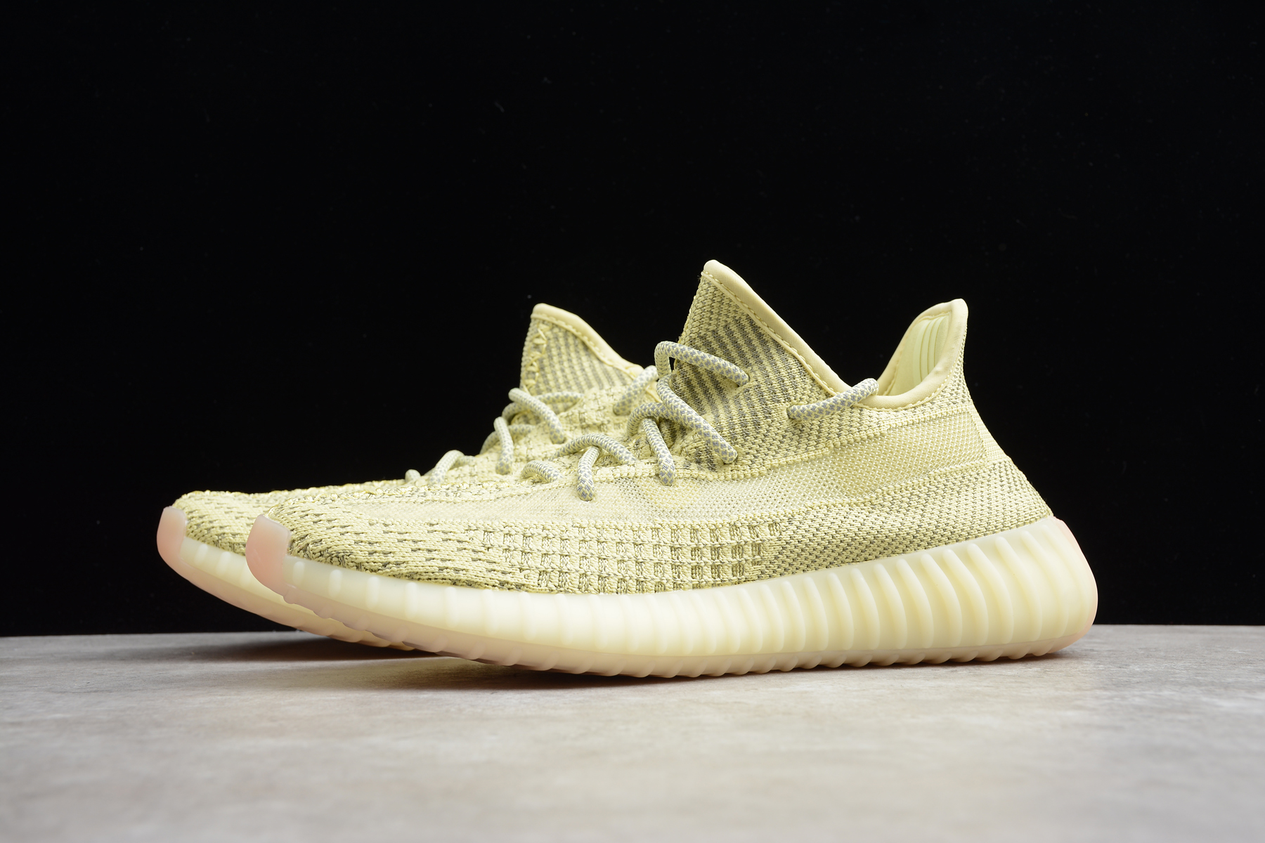 Yeezy 350 V2“Antlia ” Reflective FV3255