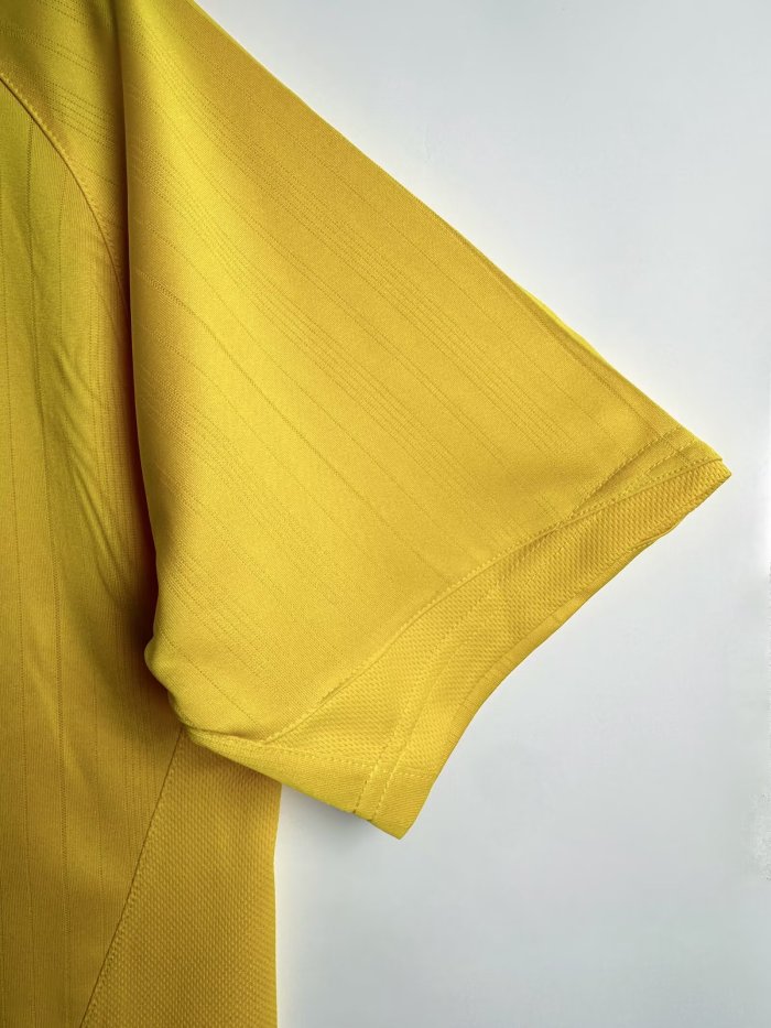 Arsenal Away Retro Jersey 2005/06