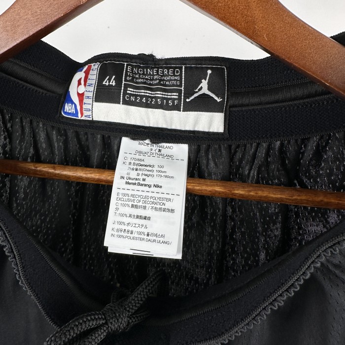 Cleveland Cavaliers  Basketball Shorts Manifesto version 22/23