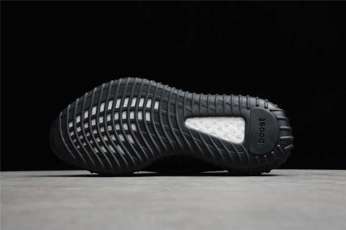 Yeezy Boost 350 V2 Black GW3774
