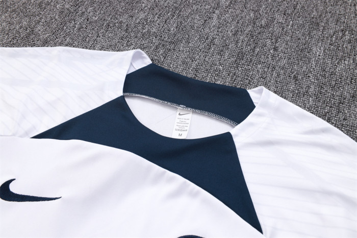 Paris Saint-Germain Training Jersey 23/24