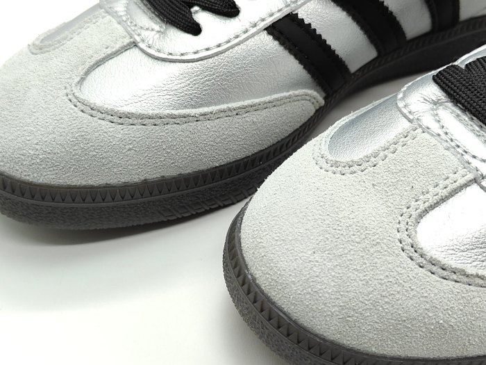 Adidas Samba OG 'Silver Metallic Black Gum'