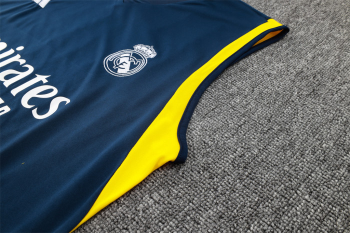 Real Madrid Training Jersey 23/24
