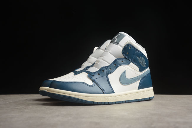 Air Jordan 1 Mid Blue White