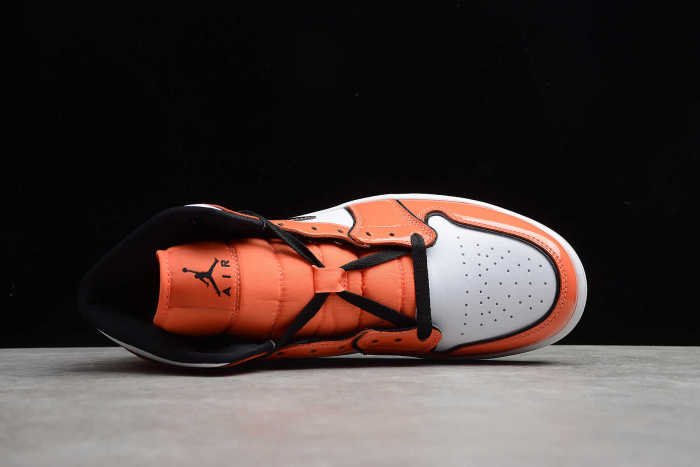 Air Jordan 1 Mid SE `Turf Orange` DD6834-802