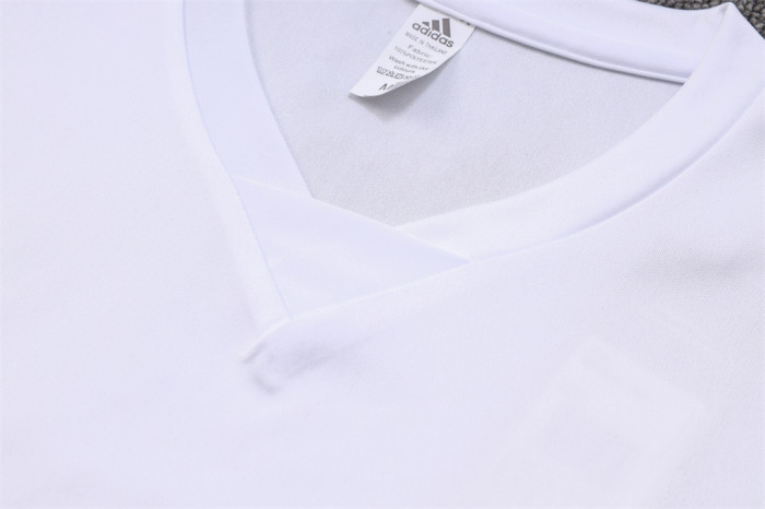 Real Madrid Training Jersey 23/24