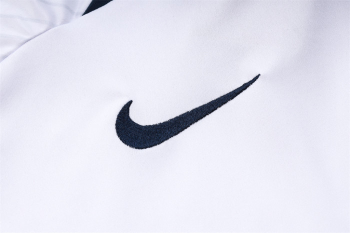 Paris Saint-Germain Training Jersey 23/24