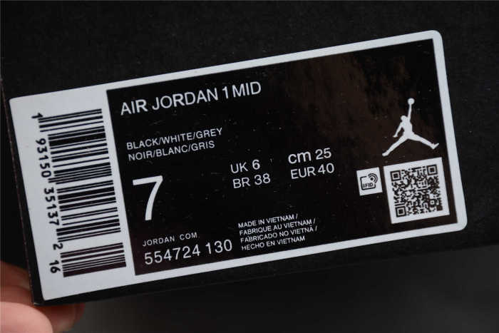 Air Jordan 1 Mid “PS5” 554724-129