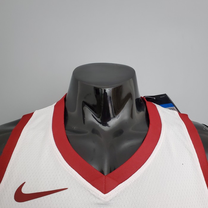 LeBron James Cleveland Cavaliers Swingman Jersey White