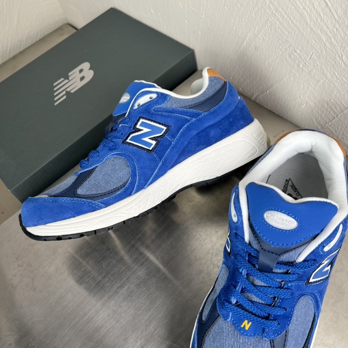 New Balance 2002R SE Denim Sneakers M2002REA Atlantic Blue/Sepia