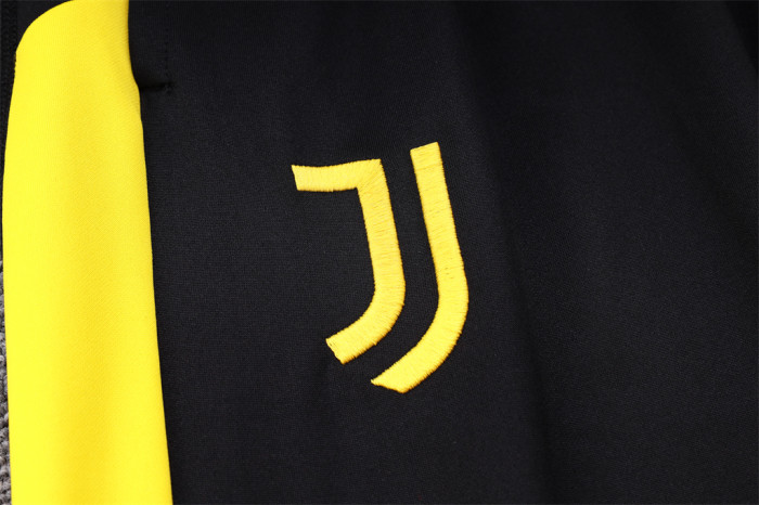 Juventus Training Jacket 23/24
