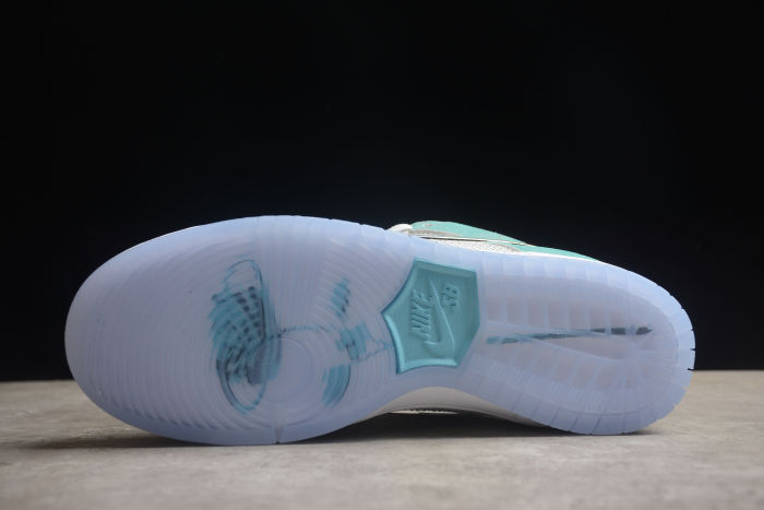 SB Dunk Low x April Skateboards Turbo Green - FD2562-400