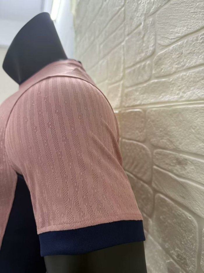 Barcelona Pink Player Jersey 25/26