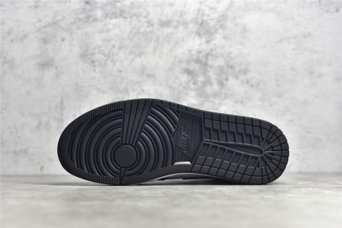 Air Jordan 1 Retro High OG Black/White 555088-010