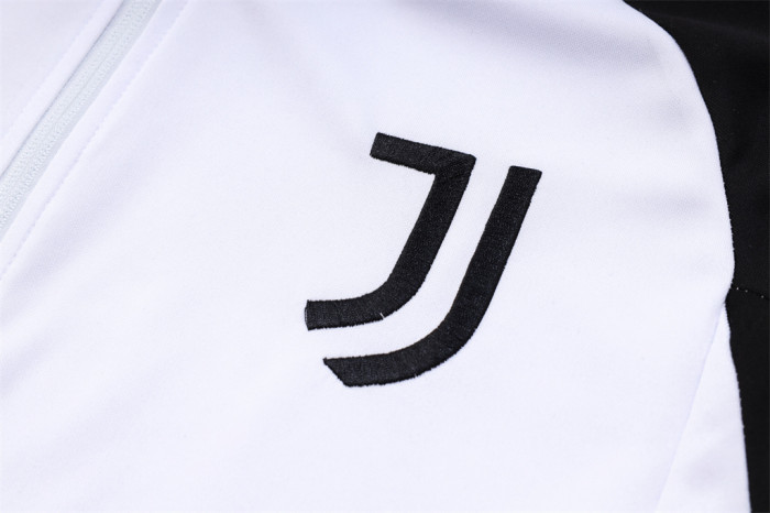 Juventus Training Jacket 23/24