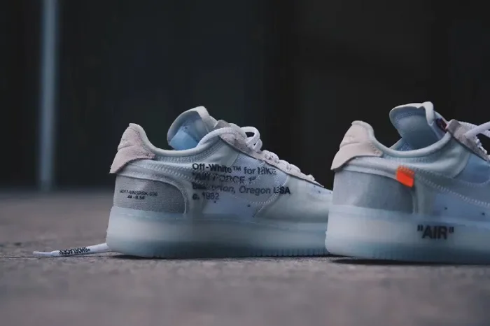 Off White x Air Force 1 Virgil Low White with Zip-Tie A04606-100