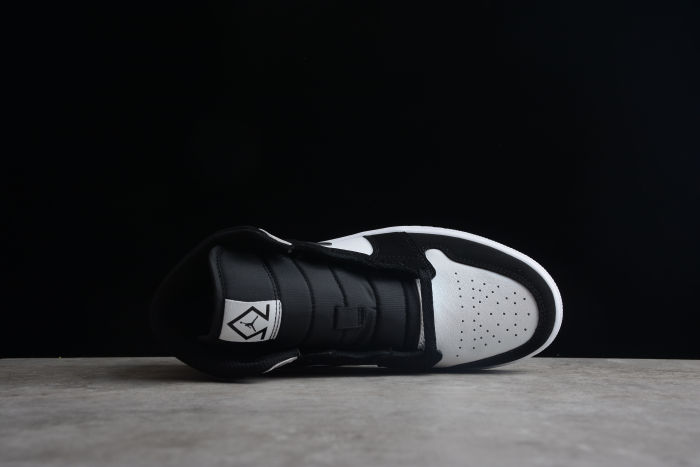 Air Jordan 1 Mid SE GS Diamond