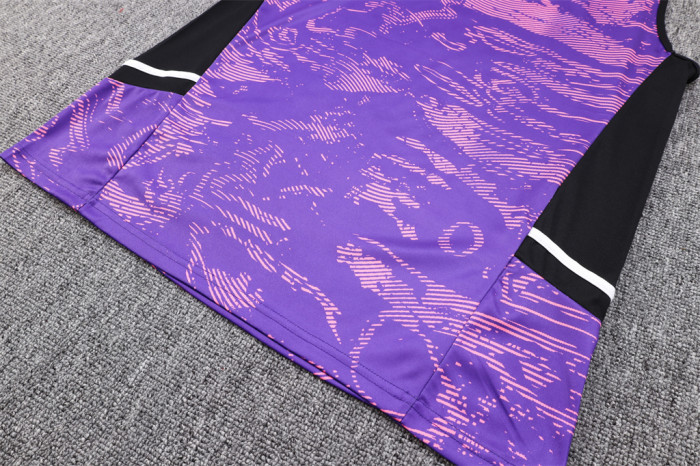 Juventus Training Jersey 23/24