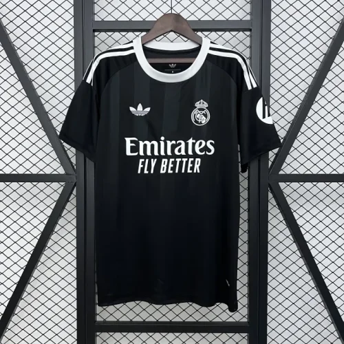 Real Madrid Black Goalkeeper Man Jersey 25/26
