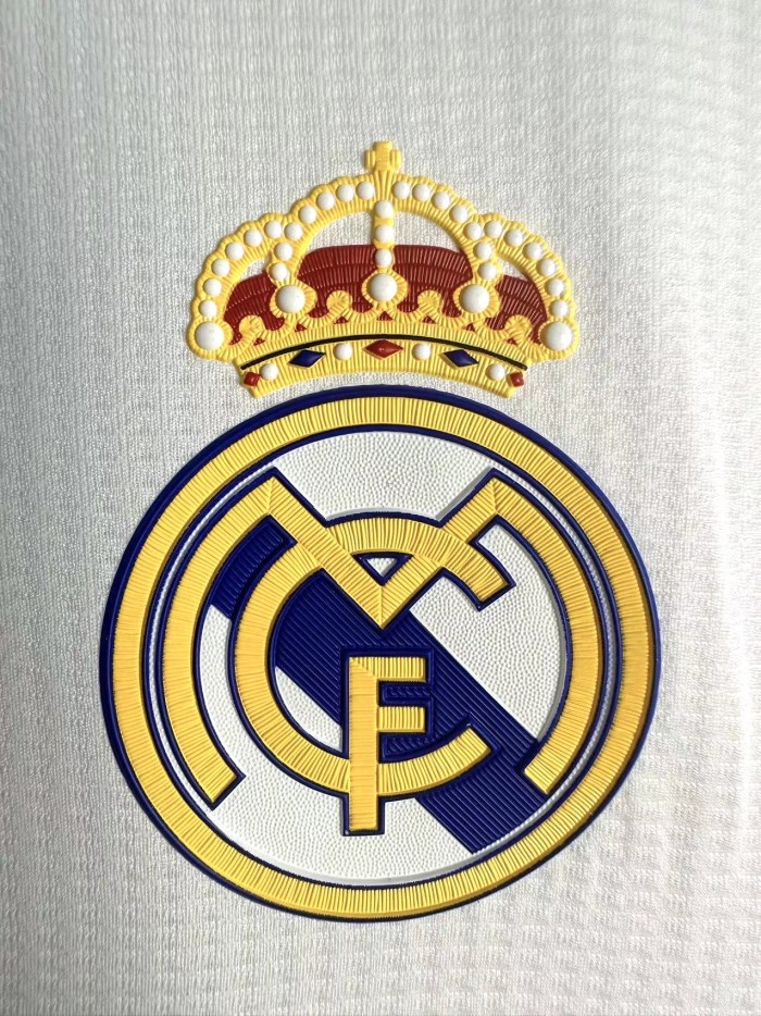 Real Madrid Home Retro Jersey 2015/16