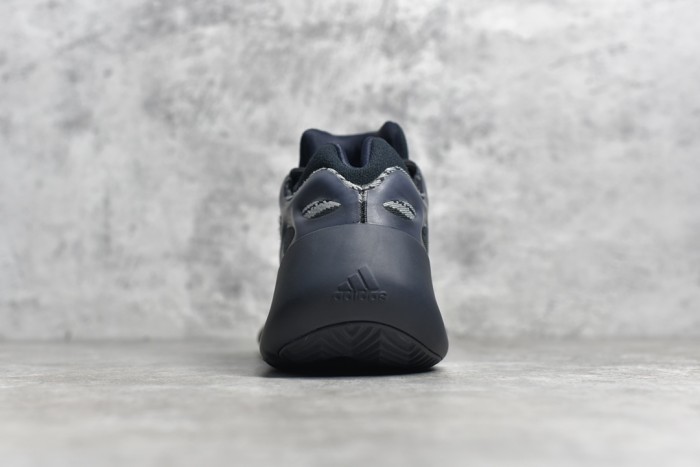 Yeezy Boost 700 V3 Black H67799