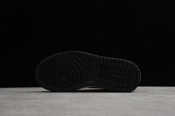 Air Jordan 1 Mid White Red Black BQ6472-101