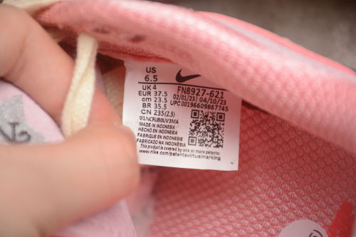 SB Dunk Low LX 'Barbie' FN8927-621