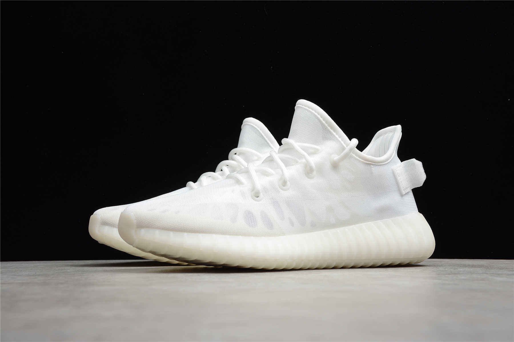 R20 YEEZY BOOST 350 V2 White GW2871