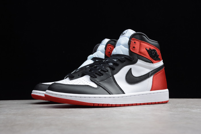 Air Jordan 1 Satin Black Toe”WMNSCD0461-016