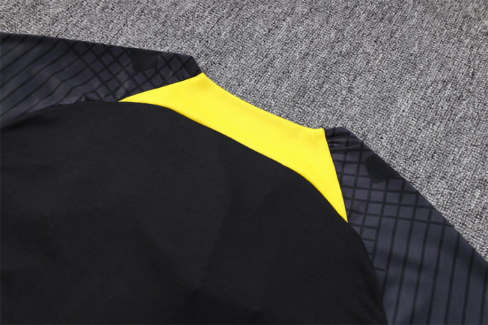 Paris Saint-Germain Training Jersey 23/24