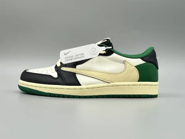 Travis Scott x Air Jordan 1 Green
