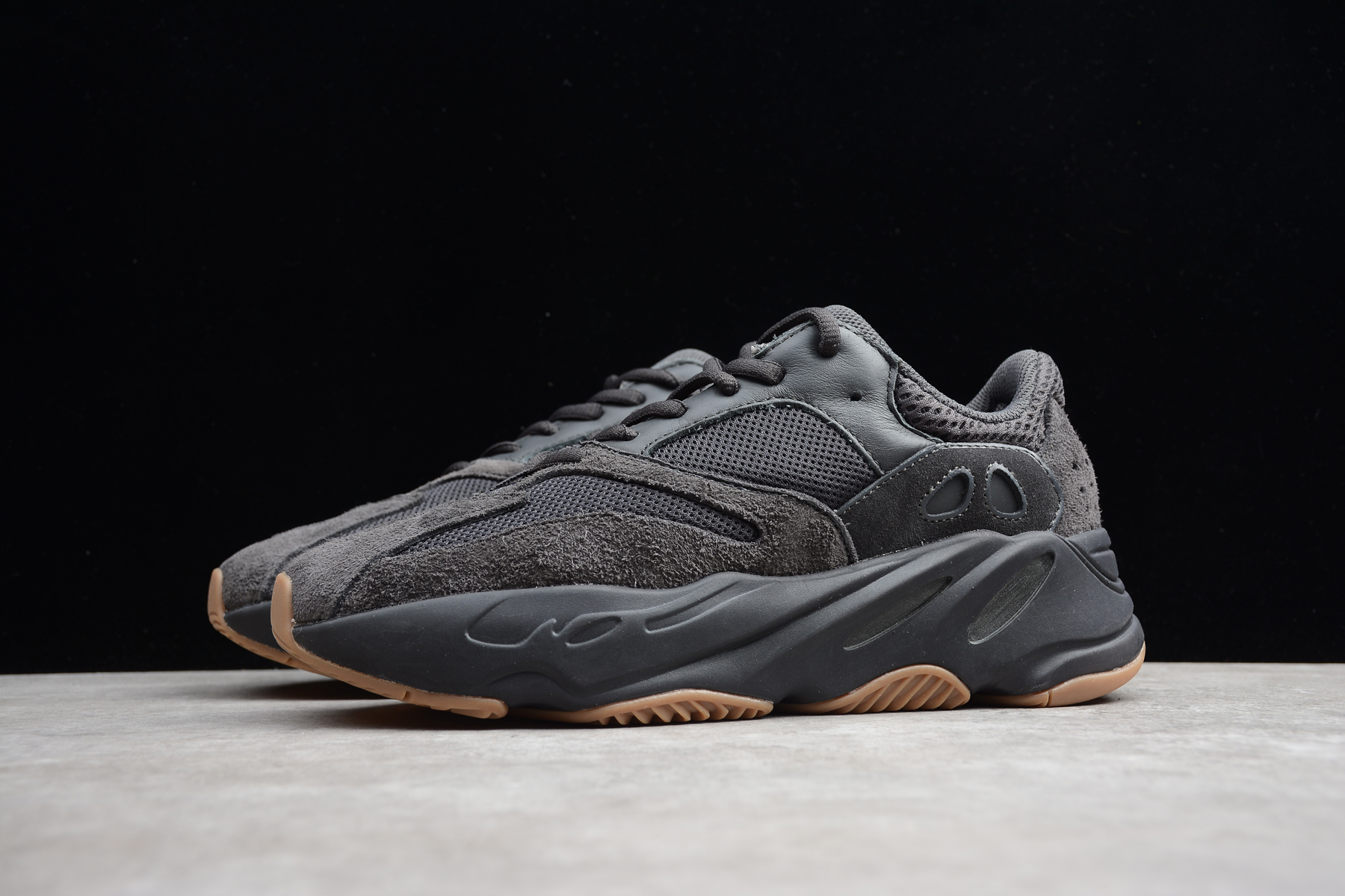 Yeezy Boost 700 Brown FV5304