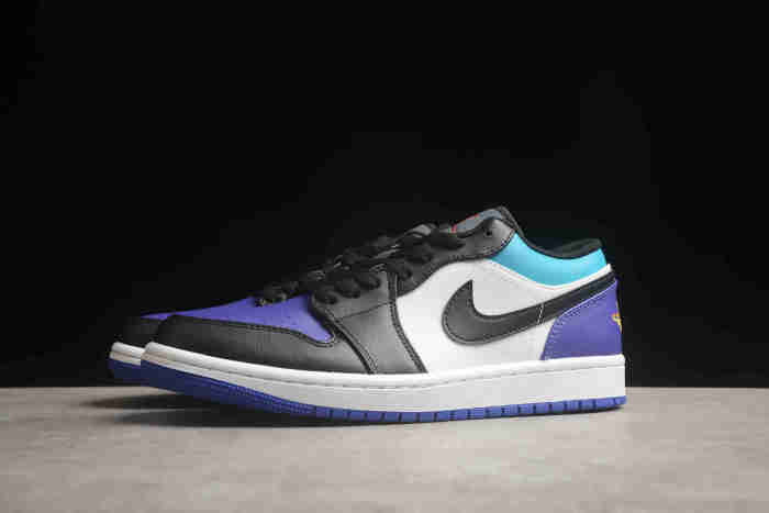 Air Jordan 1 Low White Black Bright Concord 553558-154