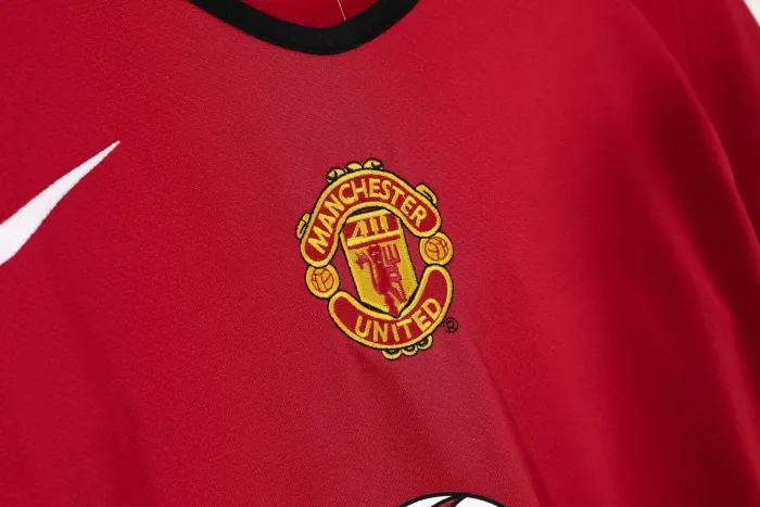 Manchester United Home Retro Jersey 04/06