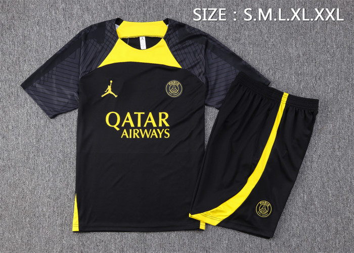 Paris Saint-Germain Training Jersey 23/24
