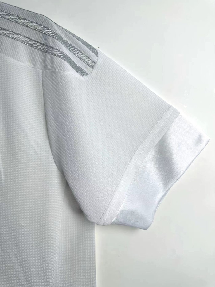 Real Madrid Home Retro Jersey 2015/16