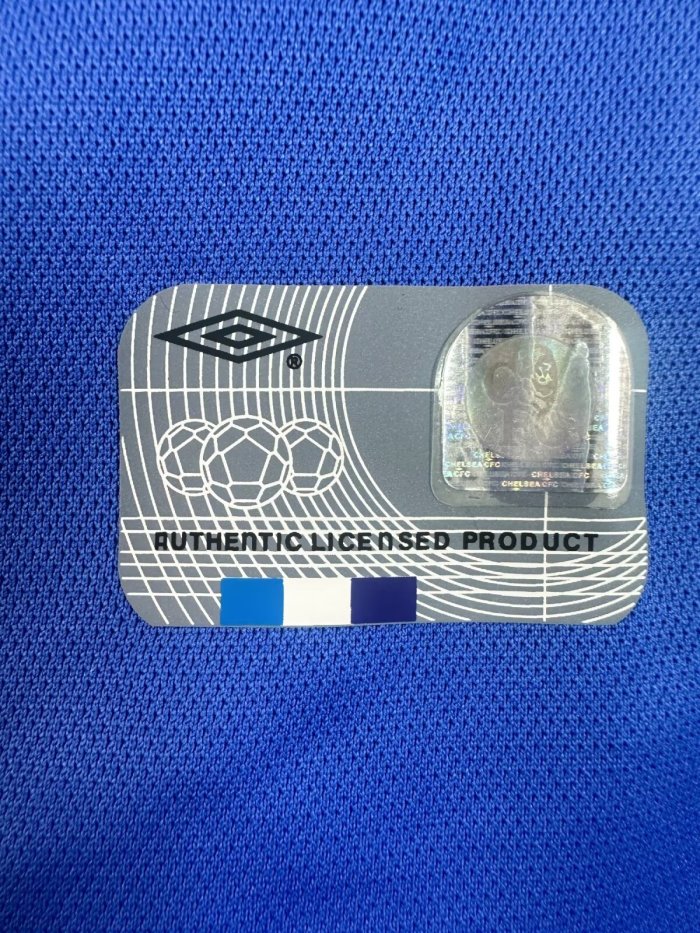 Chelsea Home Retro Jersey 2001/03