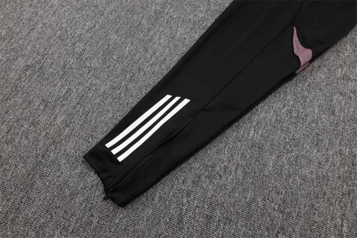 Manchester United Training Pants 25/26