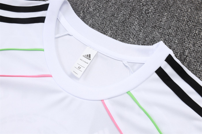 Juventus Training Jersey 25/26