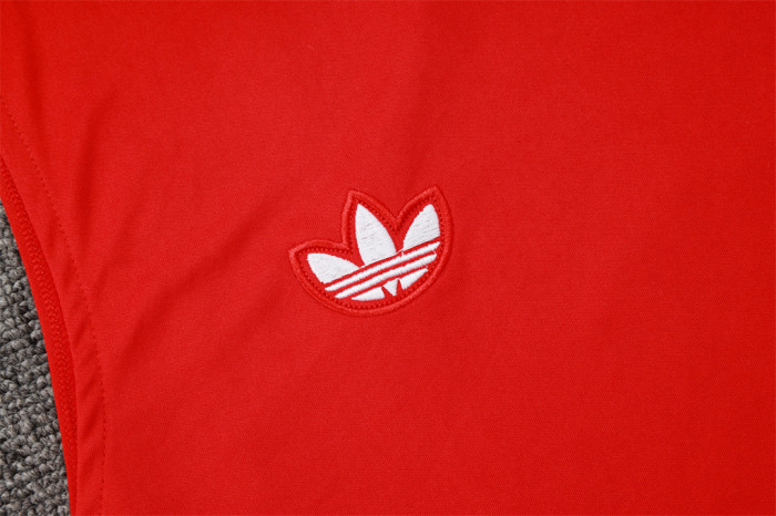 Manchester United Training Jersey 25/26