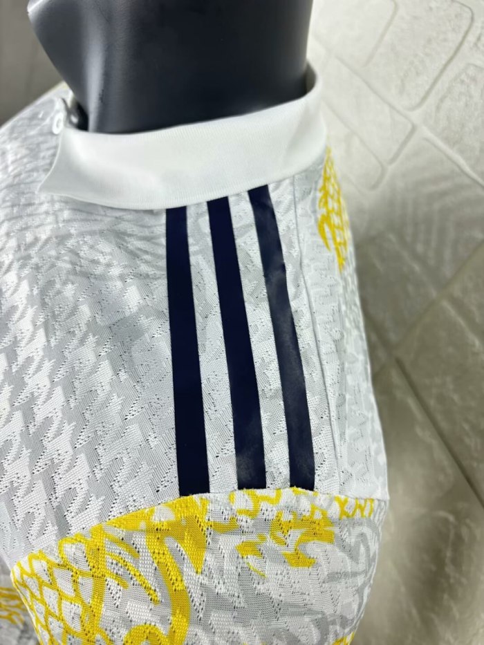 Real Madrid Special Player Jersey 25/26